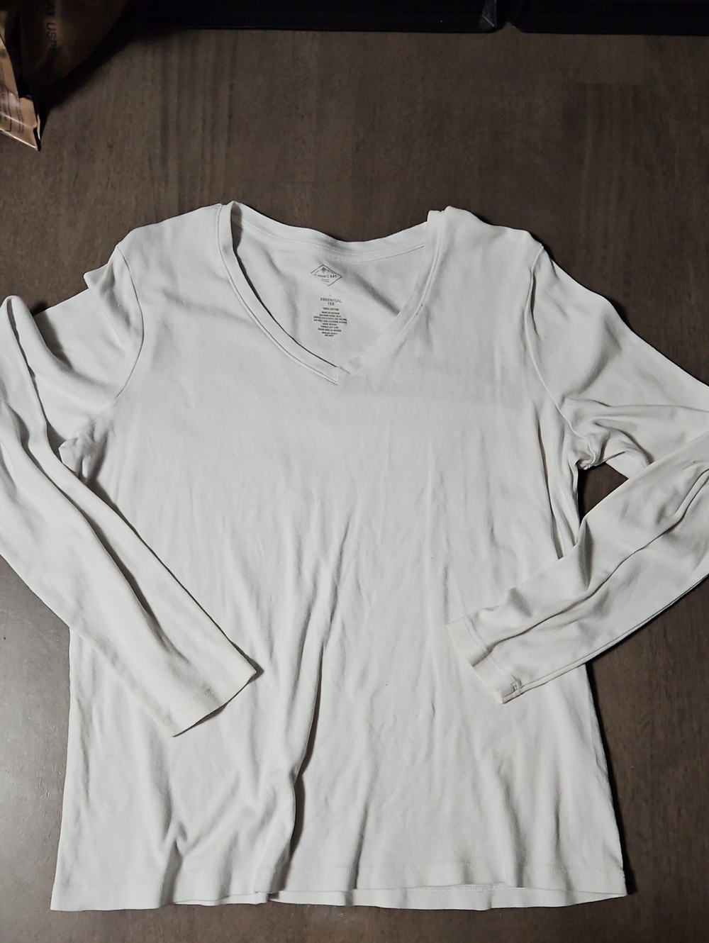 St. John's Bay White Long Sleeve V-Neck Top